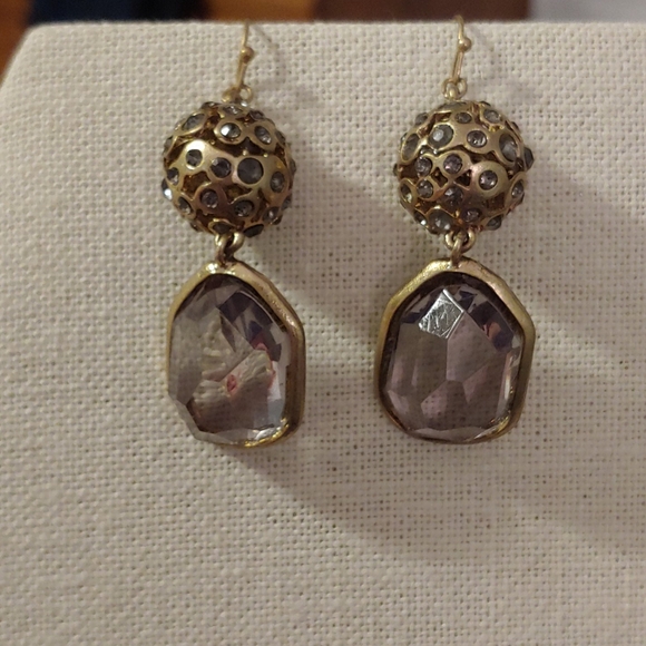 2 Pairs of Antiqued Gold Tone Earrings - Picture 5 of 6